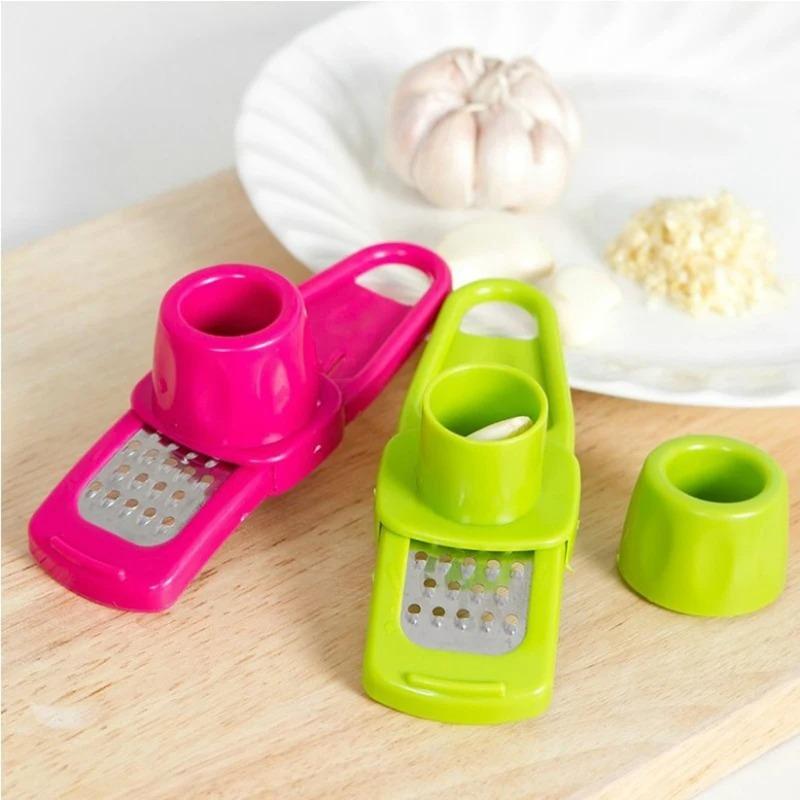 1 balení Mini mlýnek na česnek Creative Lis na česnek Kuchyňská česneková kaše Ruční šťouchání česneku Zelené kuchyňské pomůcky