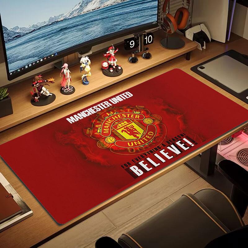 Manchester United F Large Size Mouse Pad Large Gaming Table Cushion Non-slip Laptop Tablet Big Mousepad XXL Mat Mini PC Playmat With Lock Edge