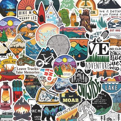 50 voděodolných samolepek pro venkovní dobrodružství - na kempování, turistiku, horolezectví - ideální na skateboardy a notebooky