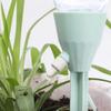 Blumenbewässerer Einstellbare Tropf-Selbstbewässerungsstäbe Freihändige Pflanzenbewässerungslösung für Innen- und Außenpflanzen