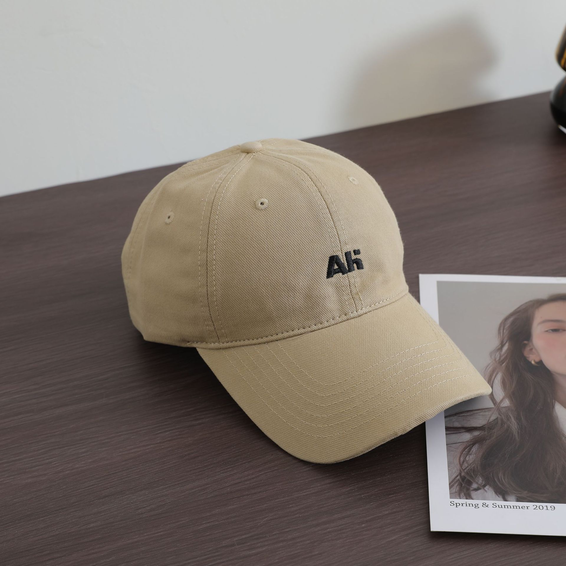 

Весенне-летняя бейсболка с простой вышивкой букв для мужчин и женщин, модная и универсальная повседневная кепка с защитой от солнца M（56-58cm） хаки