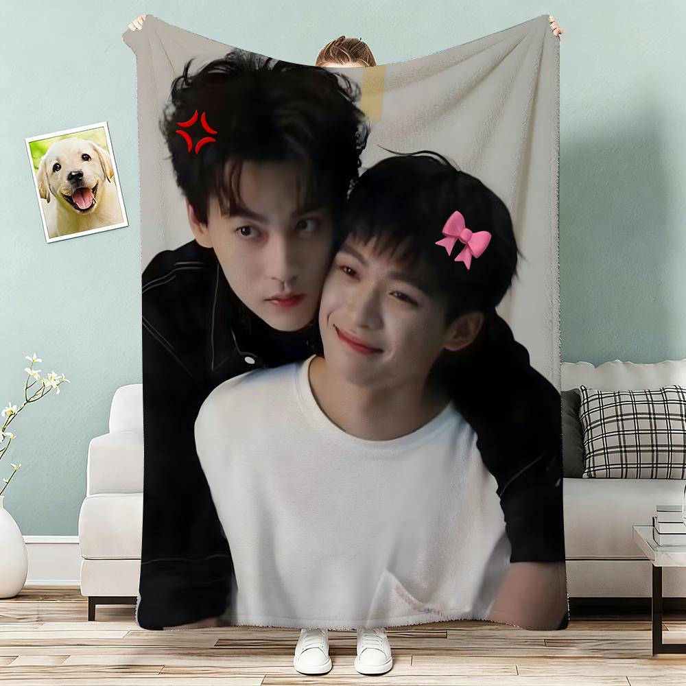 Revenged Love Throw Lightweight 240g Flannel Blanket Soft Skin-friendly for Summer Cooling