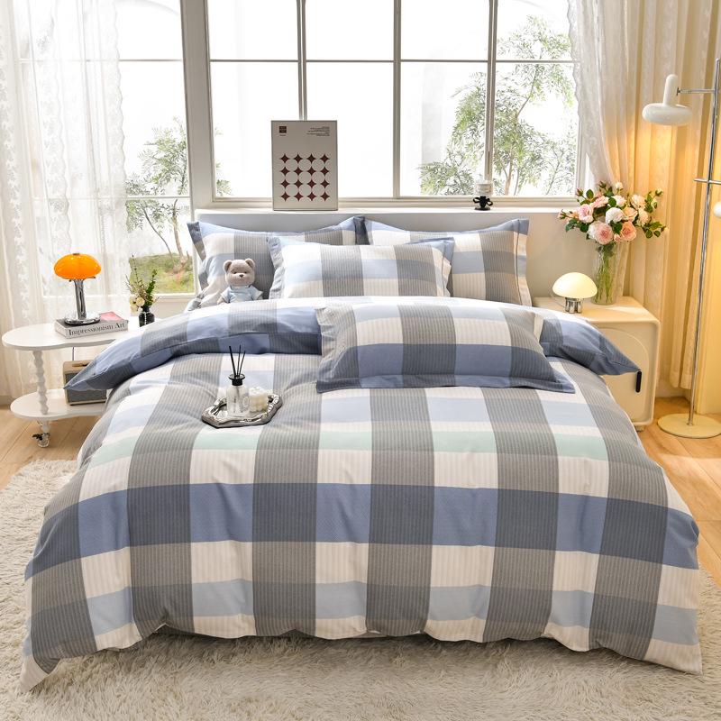 New Stylish Skin-Friendly Cotton Flannel Bedding Set - Thickened Plaid & Floral Design for Students