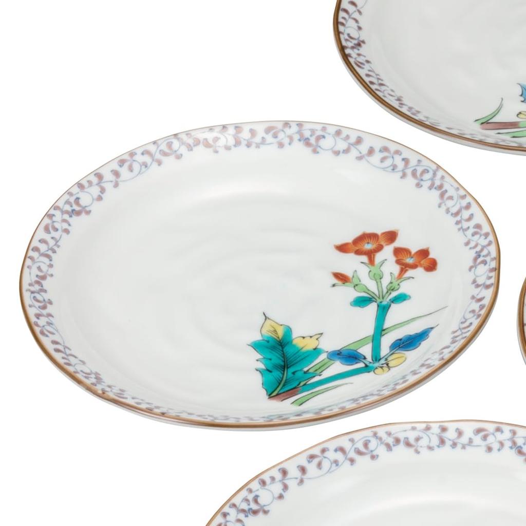 Kutani Ware Iwataya (Kutaniyakiiwataya) Set of Plates (No. 6) with a Different Design of the Moon Fairy K8-62