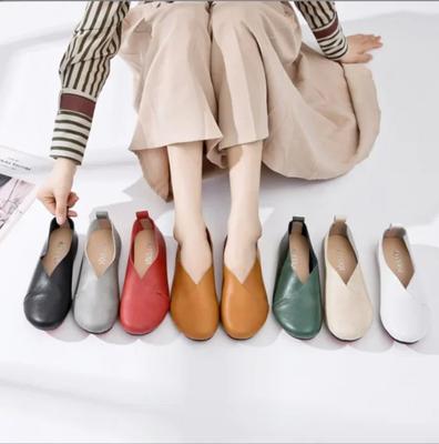 Fashion Genuine Leather Women's Shoes  Simple Commute Flat Comfortable Large Size Ladies Shoes Non-slip Mother Shoes Chaussure Femme