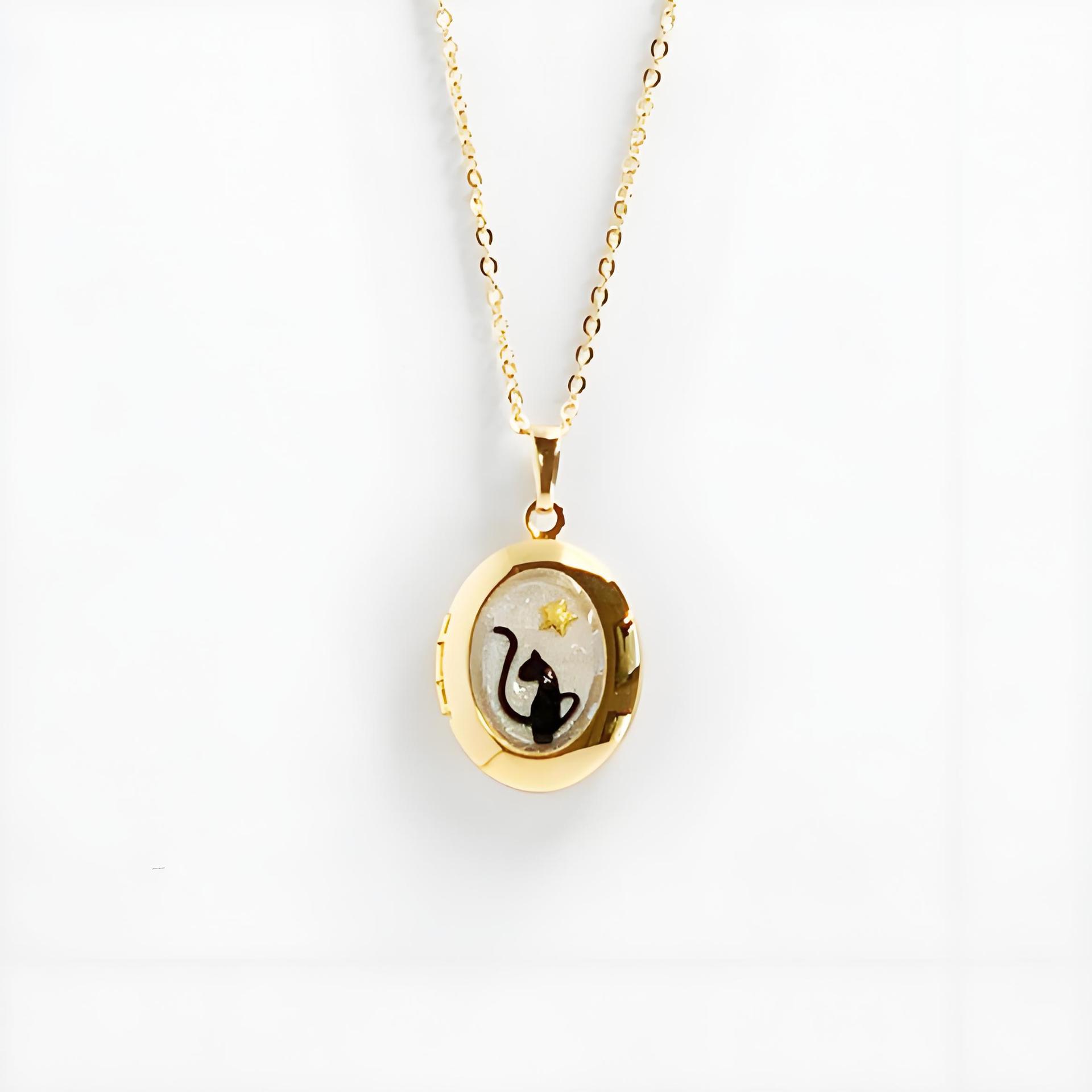 

Personalized Opening And Closing Photo Album Rabbit Starry Sky Star Pendant Collarbone Necklace Electroplated Gold Color Retention