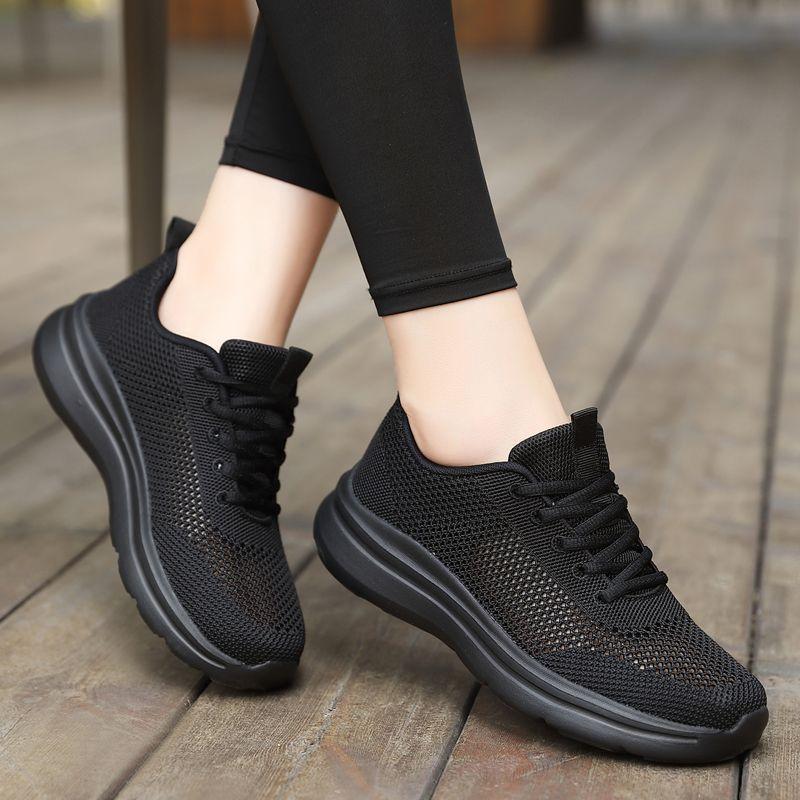 Summer hollow breathable mesh casual sports shoes women's soft sole light running net shoes all black shoes