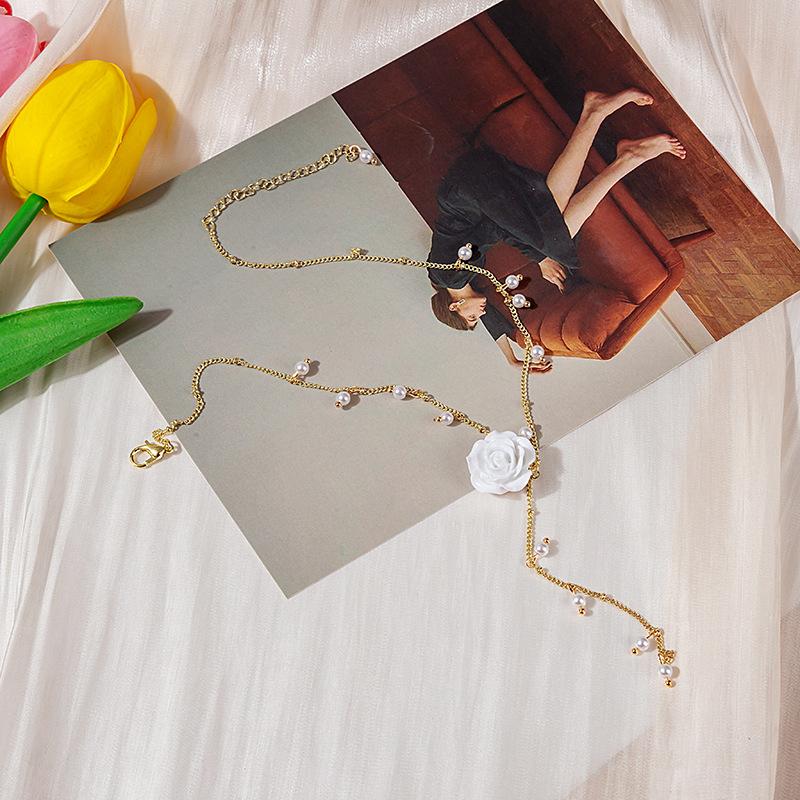 Super Fairy Flower Necklace Light Luxury Niche Design Pearl Pendant Regular Chain Xiaoxiangfeng Collarbone Chain Female