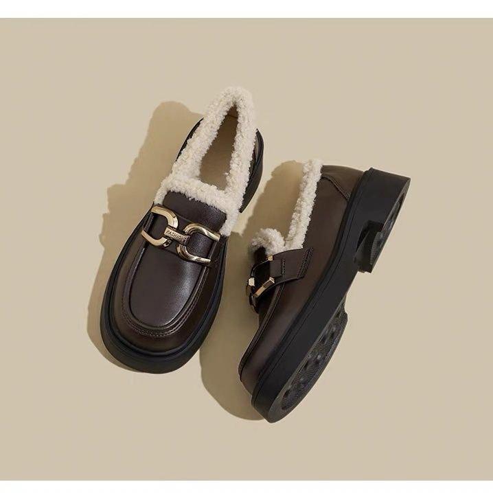 Black thick-soled thick-heeled small leather shoes, new retro British style velvet thermal cotton shoes in autumn and winter