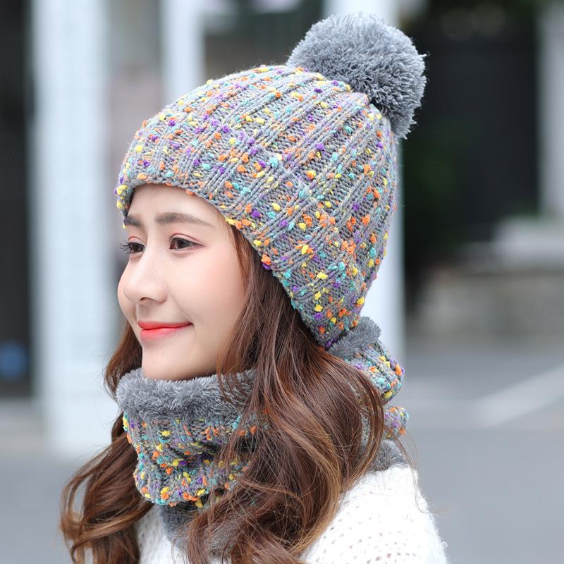 Cappello autunnale e invernale da donna in pile ispessito caldo cappello di lana sciarpa set da due pezzi versatile dolce antivento per il ciclismo