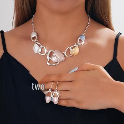 European & American Retro Style Luxury Necklace and Earring Set with Irregular Design Clavicle Chain