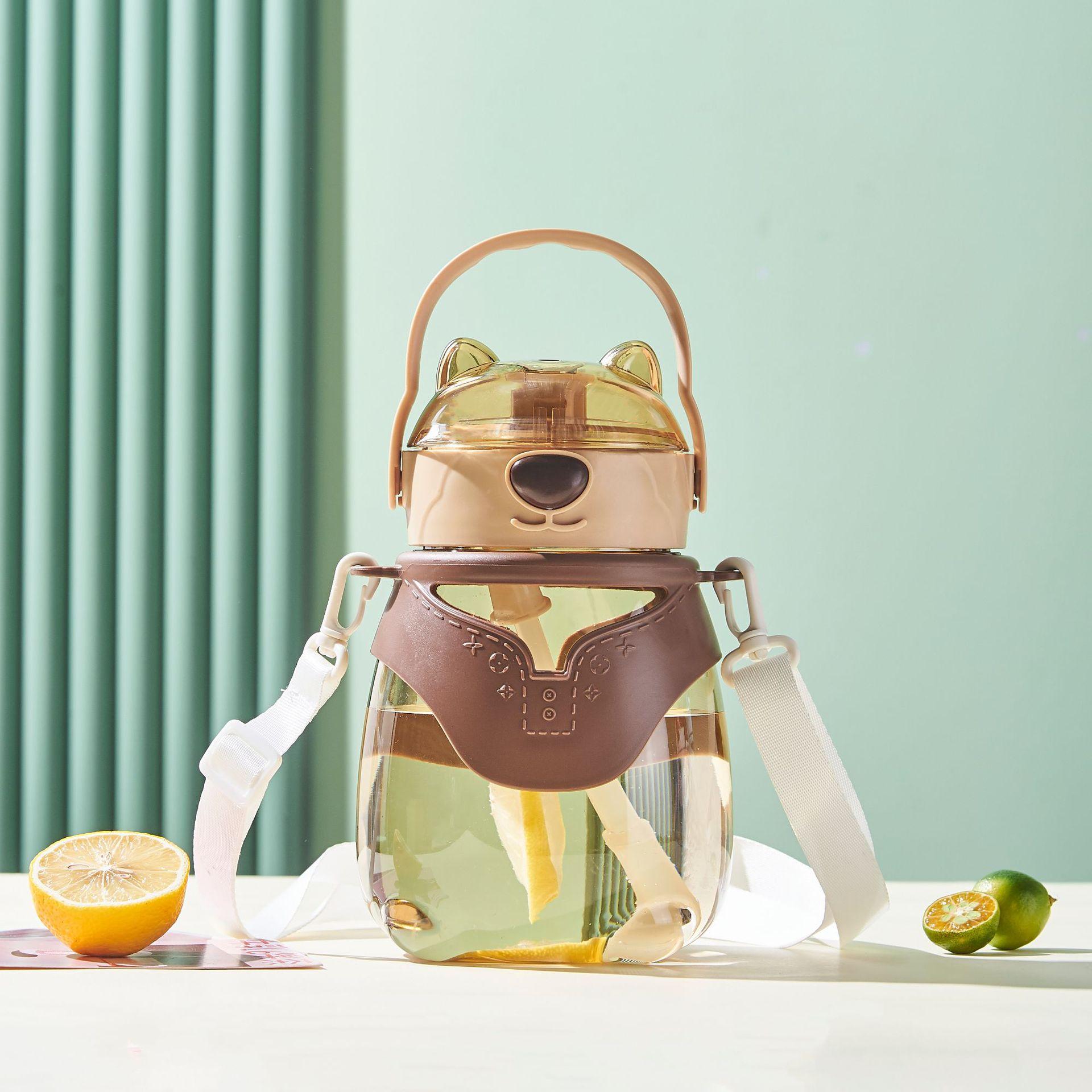 

New Cute Bear Plastic Water Cup, Large Capacity Straw Cup, Kids Outdoor Water Bottle, Space Cup, Ton Cup 1300ml коричневый