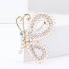 Luxury Rhinestone Butterfly Brooches for Women Unisex Pearl Insect Pins Event Party Gift Backpack Decoration Clothes Accessories