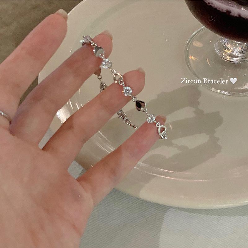 Women's Zircon Bracelet: Simple Design, Handmade Hollow Heart Jewelry, Versatile Gift