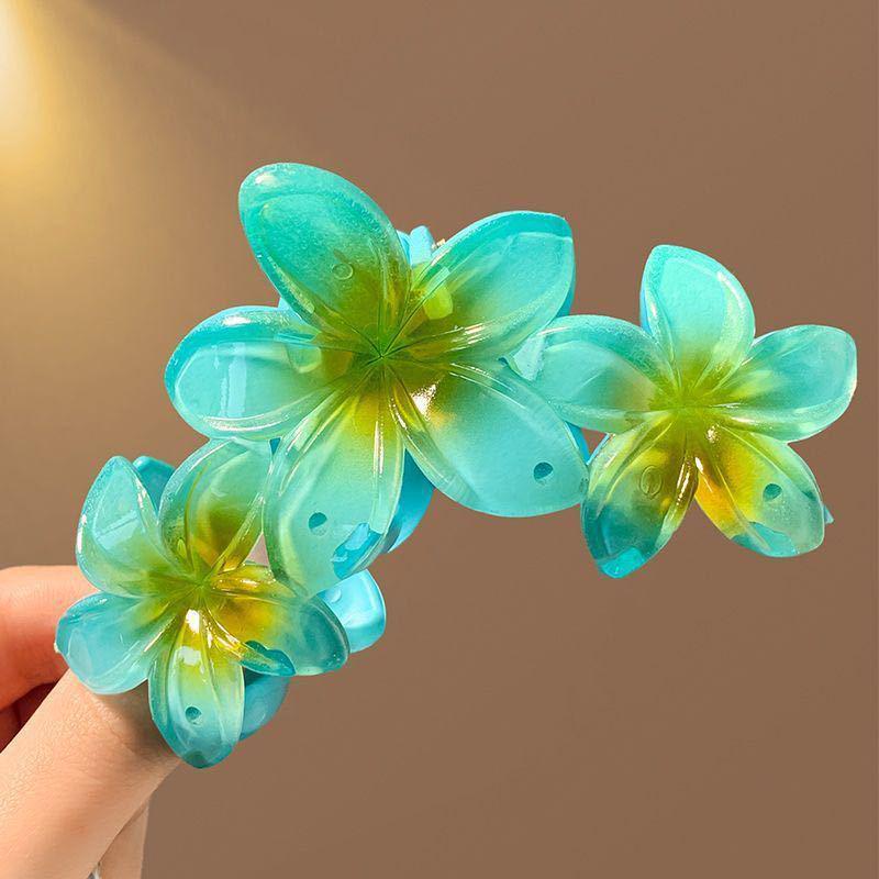 Plumeria Claw Clip: European & American Stylish Hair Accessory for Updos