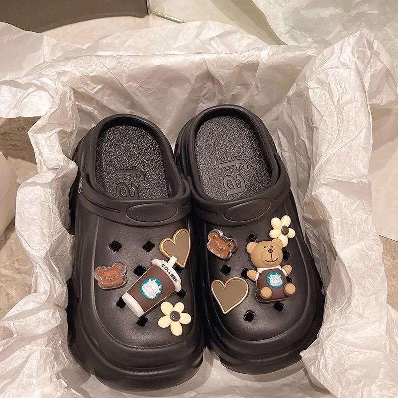 Rutschfeste Lochschuhe, Schuhe mit Absatz, Damenoberbekleidung, Sommer-DIY-Accessoires, dicksohliger Scheiße-treten-Taschenkopf, coole Strandschlappen