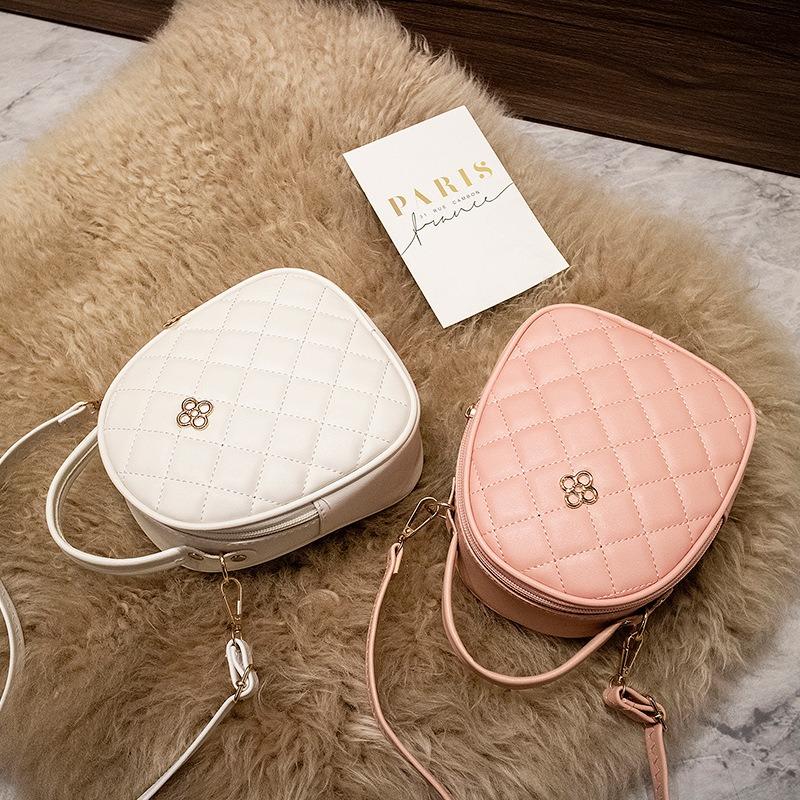 Trendy Women's Bag Mini Portable Oblique Span Bag, Simple and Fashionable Diamond Embroidery