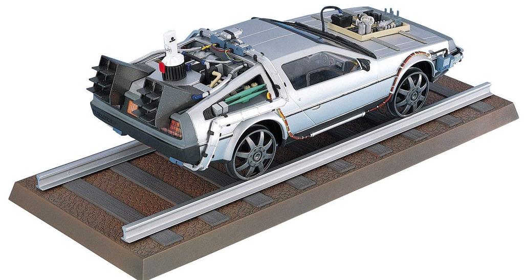 Aoshima Bunka Kyozaisha Movie Mecha Series Back to the Future Part III Time Machine Plastic Model 1/24 BT-03