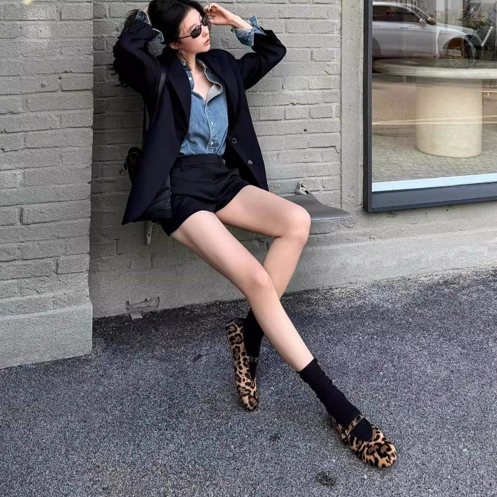 Sheepskin version~ niche leopard print shoes with retro round head shallow mouth versatile single shoes women's flat Mary Jane shoes