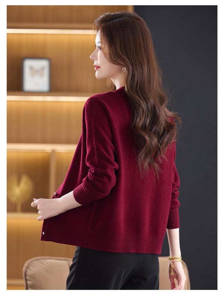 Classic Knitted Wool Cardigan for Women - Age-Defying Sweater Coat for Autumn/Winter