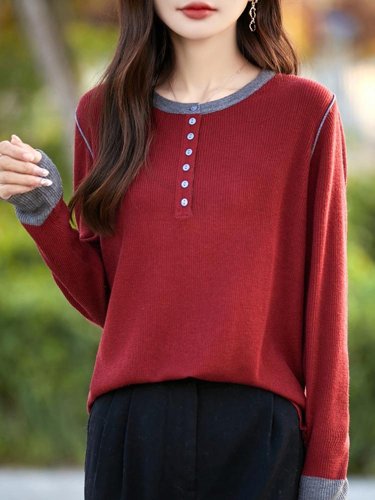 Stylish Women's Color Block Knit Sweater - Round Neck, Long Sleeve, Age-Reducing, Casual Top