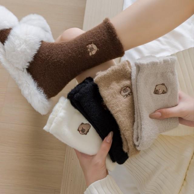 Capybara Wool Plush Mid-Calf Socks for Women - Thick, Warm Autumn/Winter Sleep and Postpartum Socks