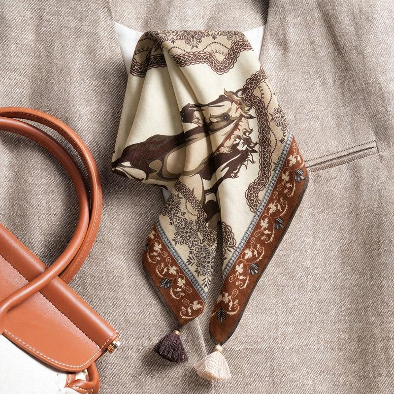 Retro literary and artistic lace cotton and linen small square scarf silk scarf women's spring, autumn and winter small scarf spring and autumn velvet
