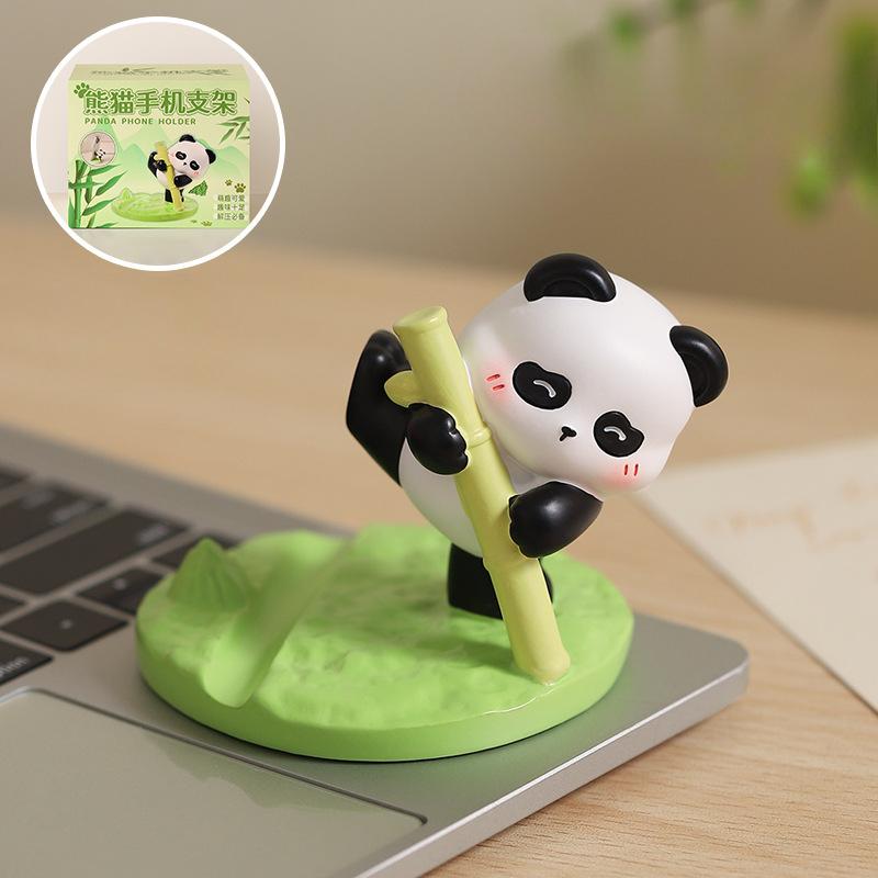 

Новая мультяшная подставка для мобильного телефона в виде панды, настольное украшение, ленивая подставка для планшета, фигурка из смолы, подарок для мужчин и женщин
