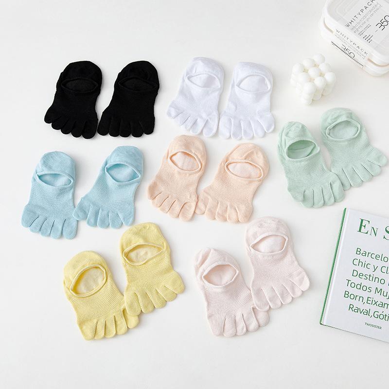 

Five finger socks Summer thin breathable hollow solid color cute Japanese invisible boat socks Split toe female socks One Size
