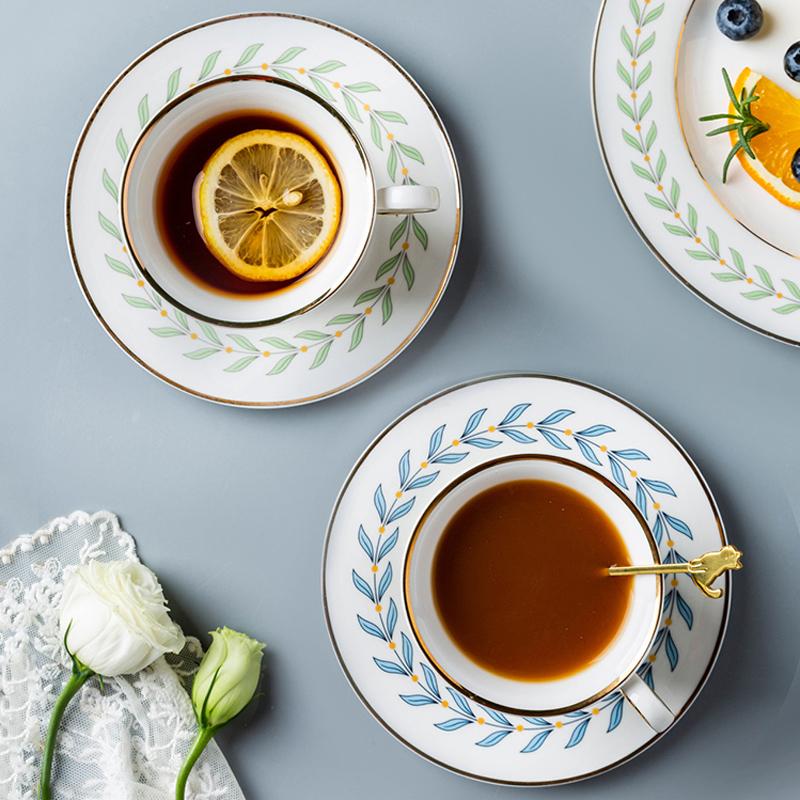Bone China Coffee Cup Set Ceramic Mug Golden Trim British Afternoon Tea Cup Espresso Cup and Saucer Set Holidays Birthday Gift