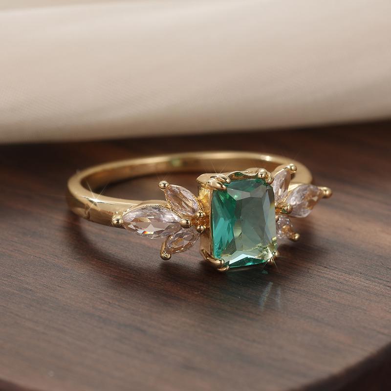 Fashion Gold Color Inlaid White Green CZ Women's Ring Geometry Daily Wear Party Jewelry