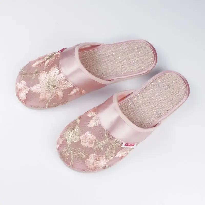 

Fashion Embroidery Sandals Outside Shoes for Women Summer Woman Slippers Sale Casual Low Price High Quality Top Designs 2025 39 Slides 35