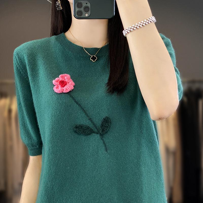 Soft Embroidered Floral Wool Sweater: Short-Sleeve Round Neck Women's Top