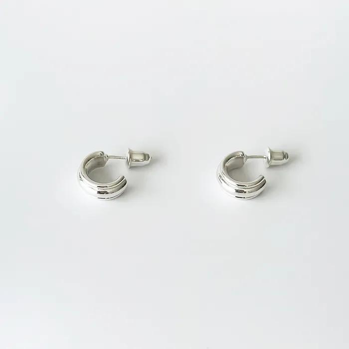 Shell earrings
