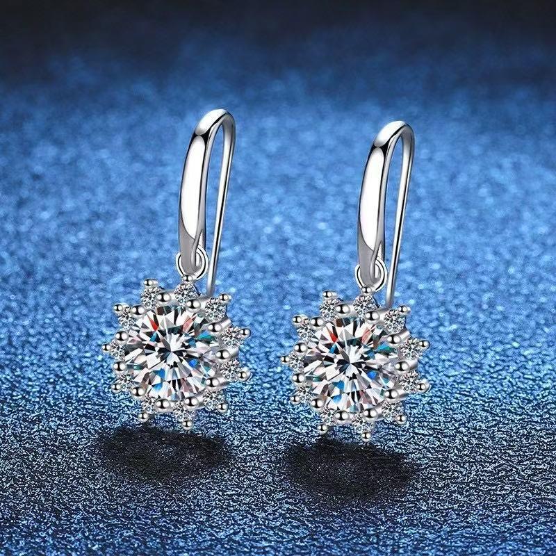 Light Luxury Sunflower Ear Hooks: Fairy-like, Super Shiny Zirconia Flower Dangle Earrings for Women