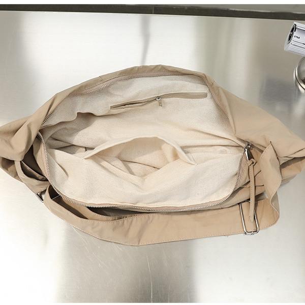 IELGY Japonská ležérní literární taška na knedlíky, malá svěží nylonová taška přes rameno, módní jednobarevná messenger dámská taška