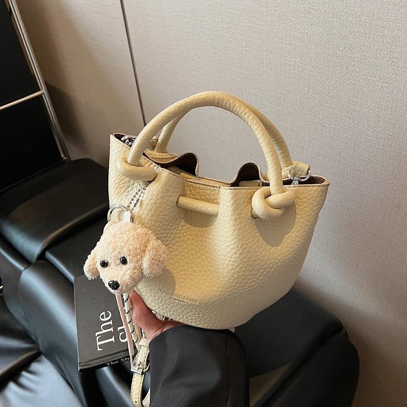Spring and summer retro high-end bag women's new fashion versatile messenger bag portable bucket bag