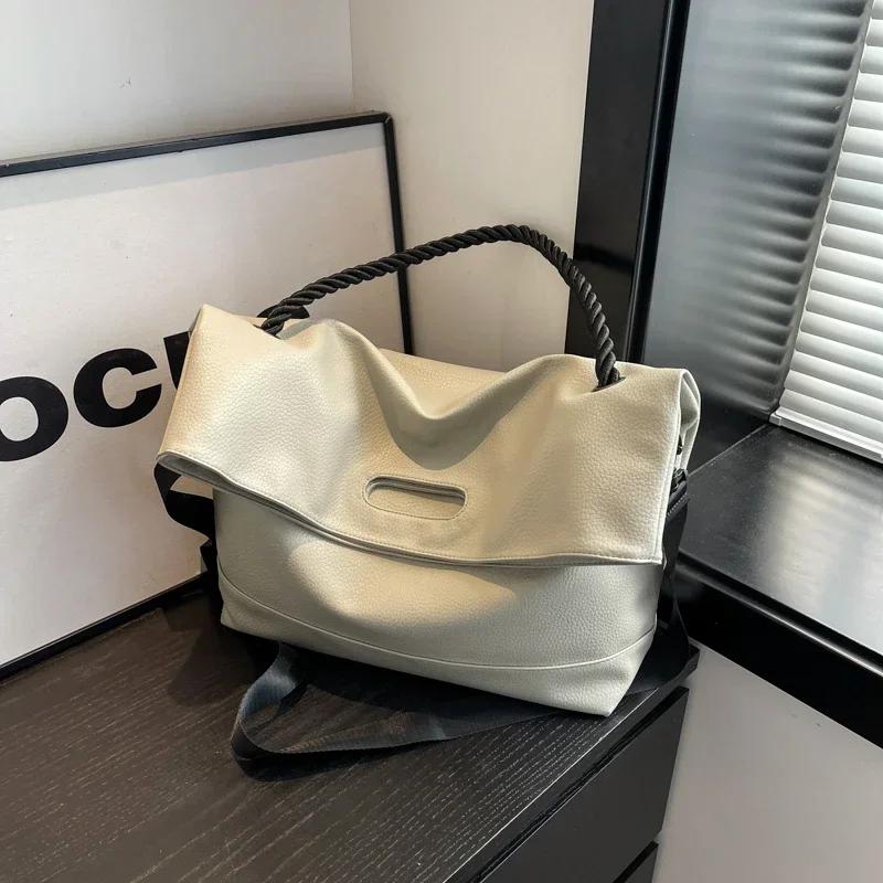 

Flap Pocket Large Capacity Shoulder Bags Simplicity Bags for Women Sewing Thread Zipper Pu Women s Handbags