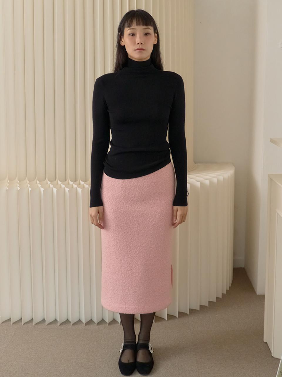 Sorry, Too Much Love Soft Fine Rib Turtleneck Knit_Black Black