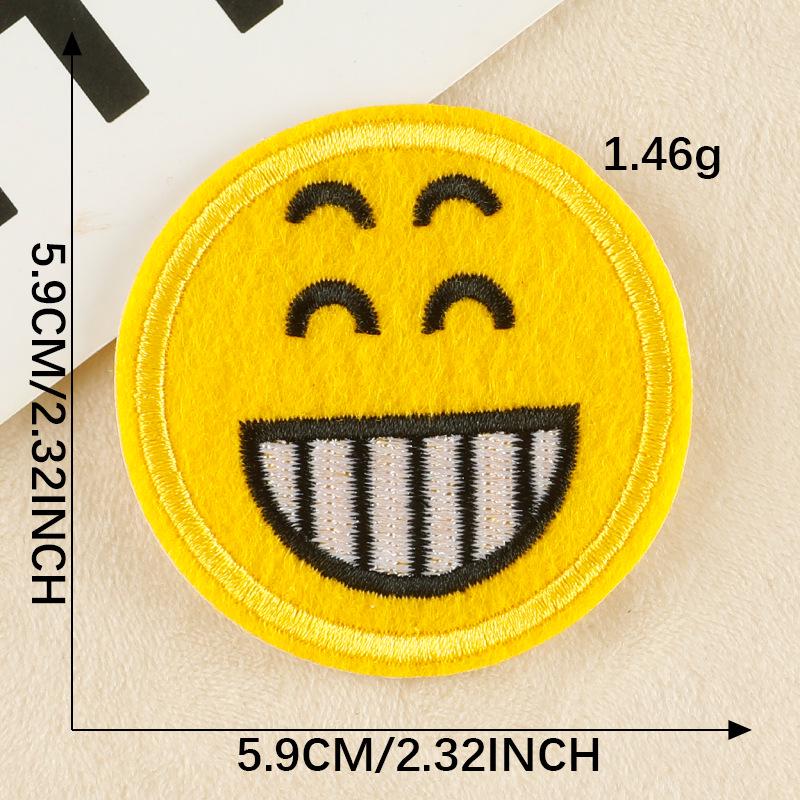 Patch Bordado de Rosto Sorridente de Desenho Animado para Chapéus, Bolsas e Roupas