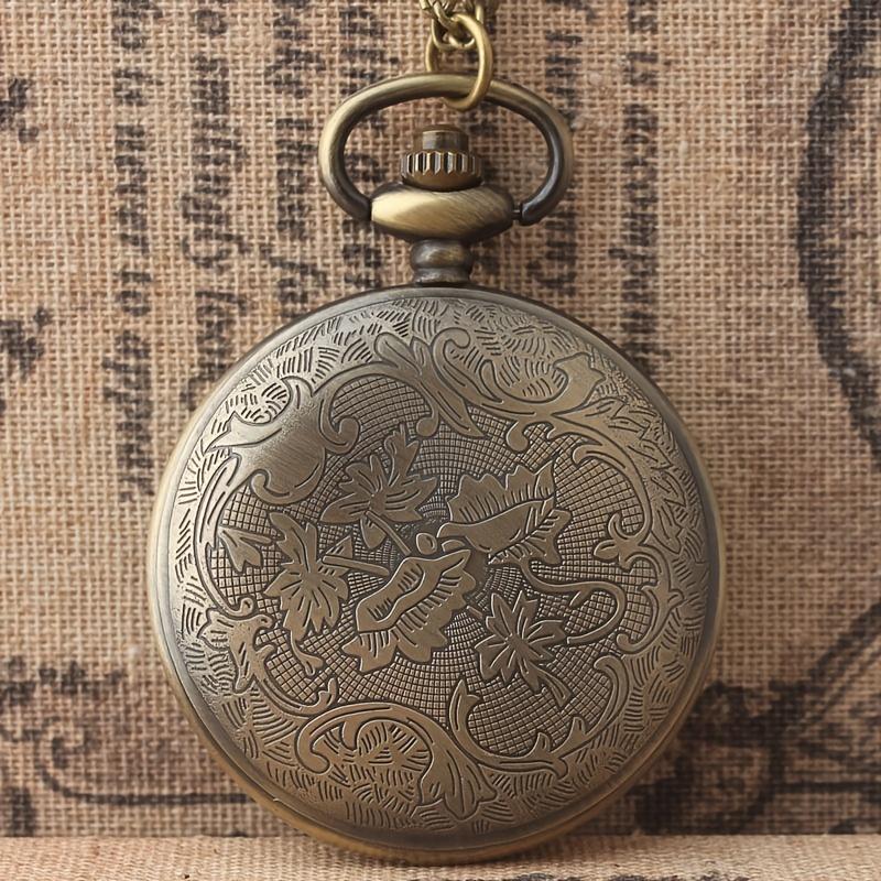 Geschnitzte Hohl-Taschenuhr mit Klappdeckel Koreanische Version Minimalistisches Retro-Halskettenuhr zum Aufhängen am Hals Tragbare Quarz-Uhr