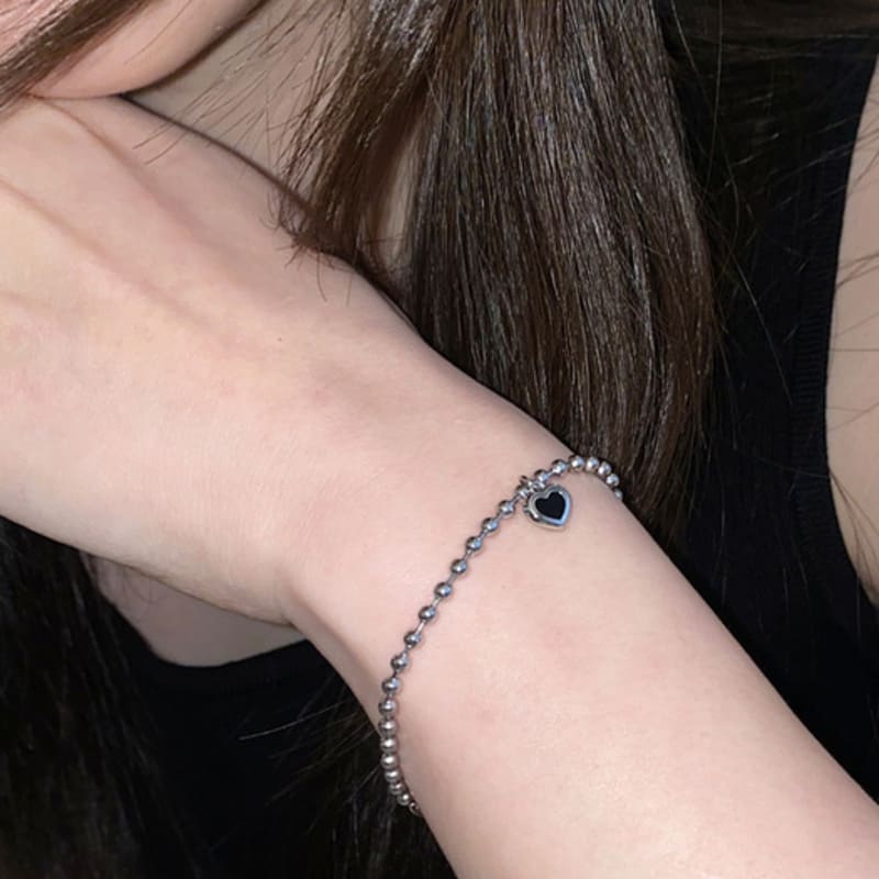 Noonoo Fingers Dewy Heart Bracelet