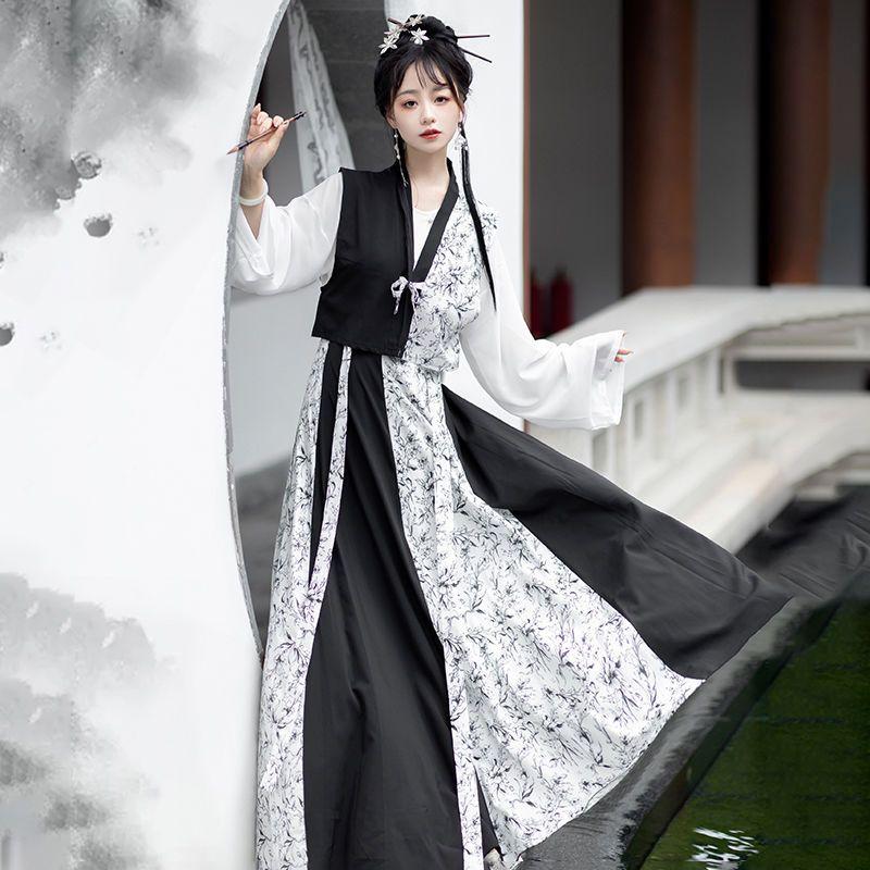 Chinese Tang Dynasty Style Hanfu Round Neck Shirt and Long Skirt Daily Hanfu Women Suit