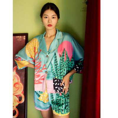 Batwing Sleeve Women Summer Sleepwear Plant Print Satin Ladies Oversize Pajama Set 2 Pcs with Shorts Silk Pijama Suit for Female