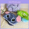 Cuscino da Viaggio a Forma di U con Cappuccio Cartone Animato Stitch per Bambini e Adulti
