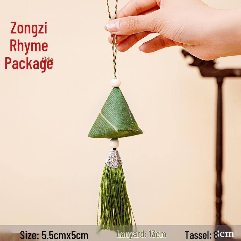 Dragon Boat Festival Sachet: Triangle Zongzi Mugwort Hanfu Pendant with Dried Flowers Portable Lucky Bag Gift.