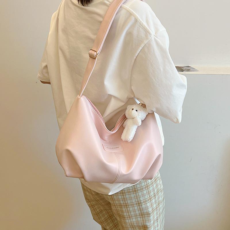Trendy Black Tote Bag For Women Large Capacity Stylish Spring Fashion Shoulder Bag