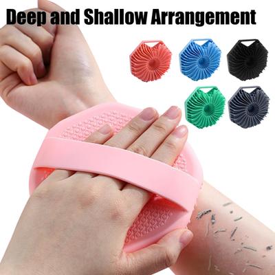 Wielokątna silikonowa szczotka do kąpieli do skóry wrażliwej, złuszczająca myjka do ciała z wypustkami masującymi