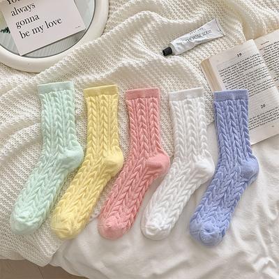 Autumn and Winter Women's Super Soft Twisted Mid-calf Socks, Sweet Pile Socks, Thickened Warm and Breathable High-calf Socks