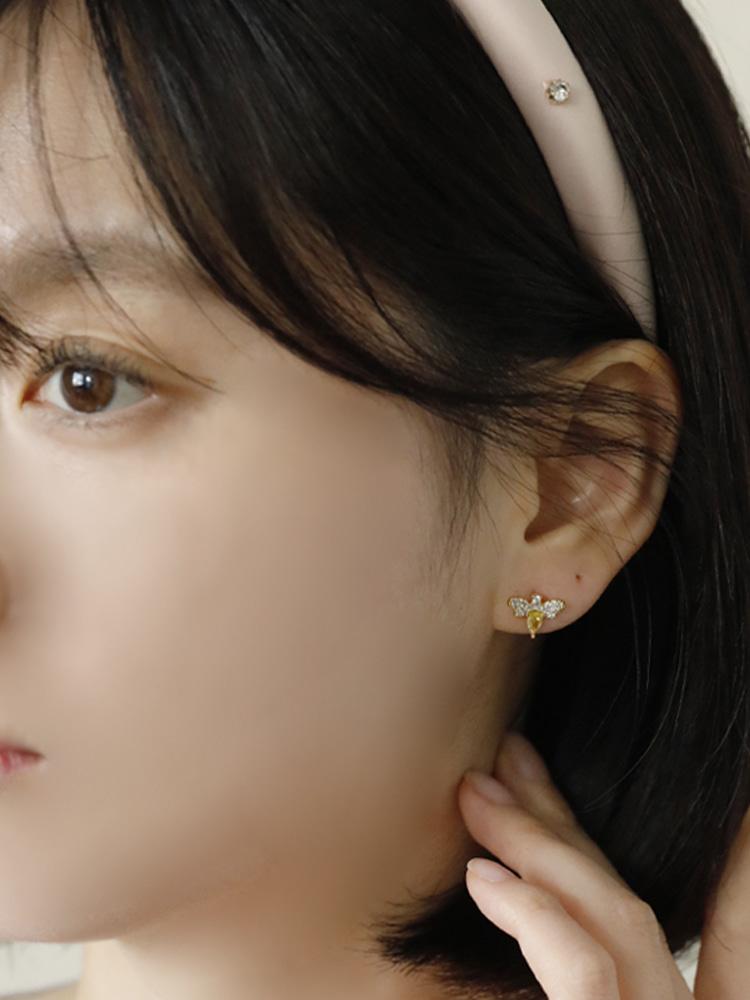 Sosoo Honeybee Cubic Earrings